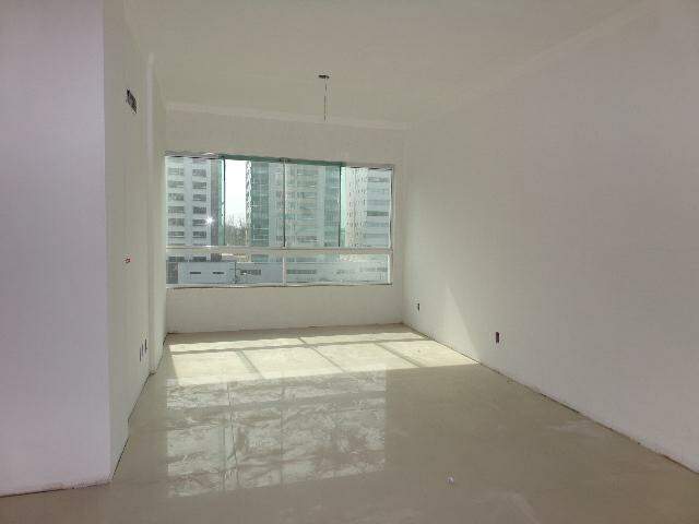 Apartamento à venda no Zona Nova: 