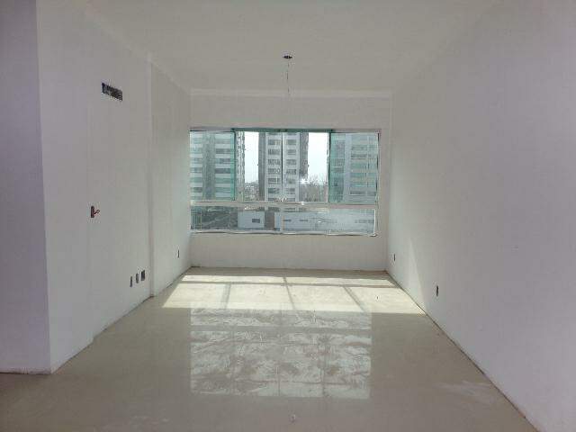 Apartamento à venda no Zona Nova: 