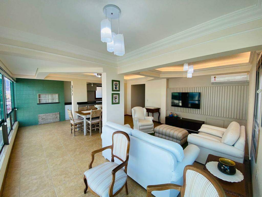 Apartamento à venda no Zona Nova: 