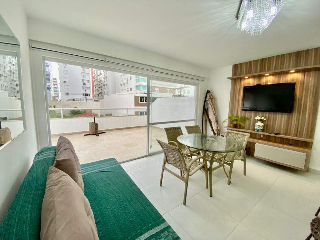 Apartamento à venda no Navegantes: 