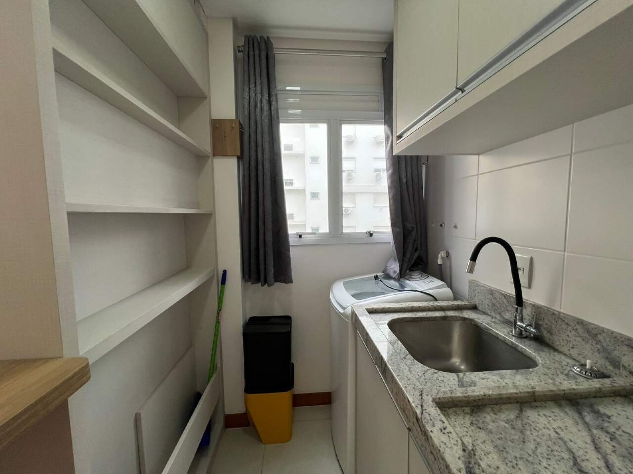 Apartamento à venda no Zona Nova: 
