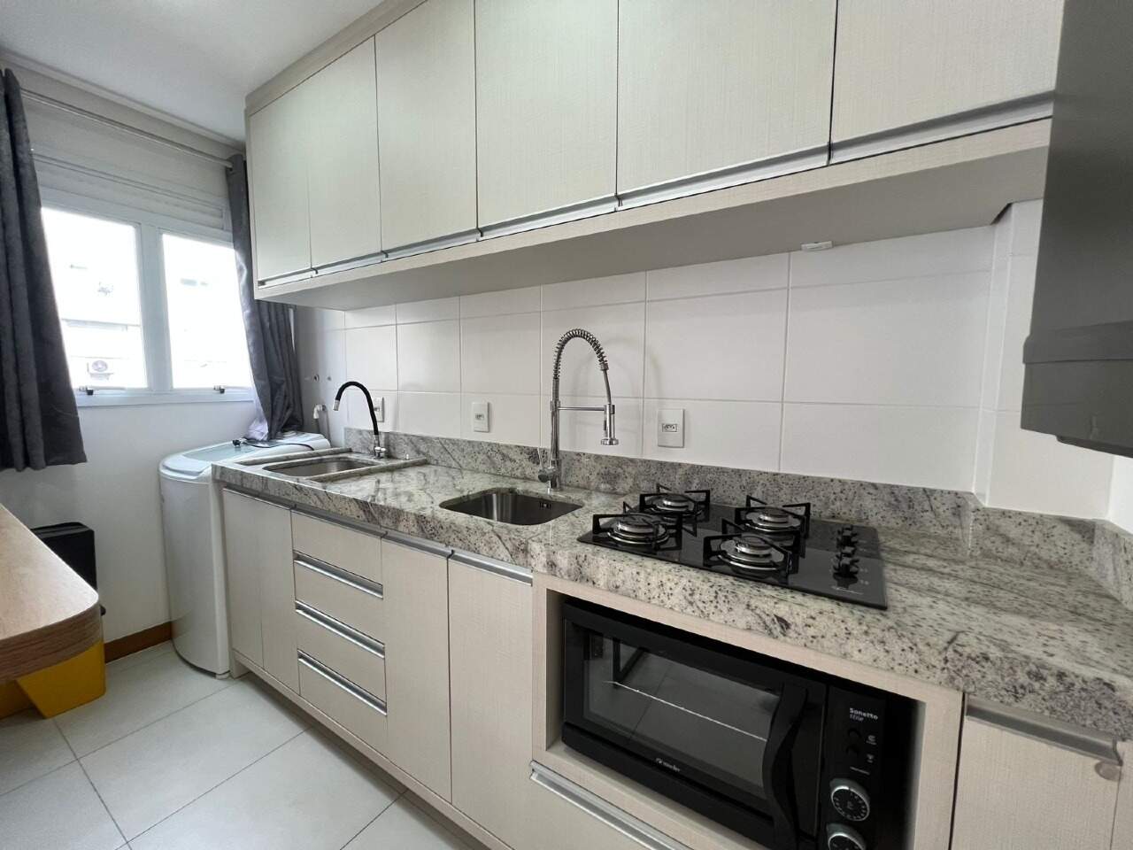 Apartamento à venda no Zona Nova: 