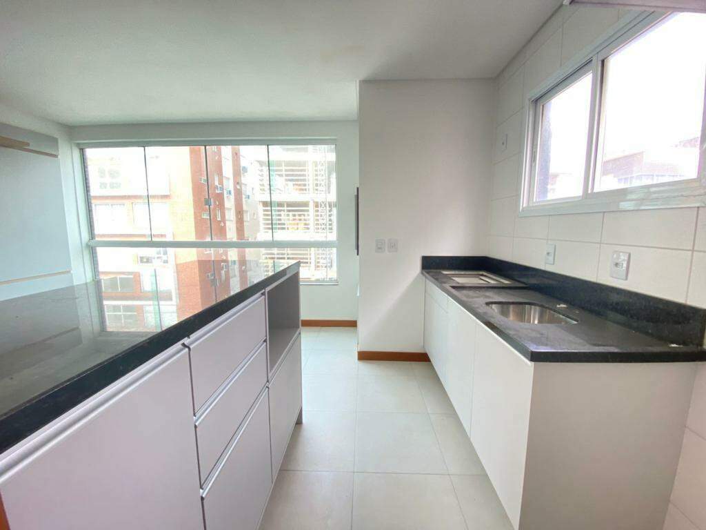 Apartamento à venda no Zona Nova: 