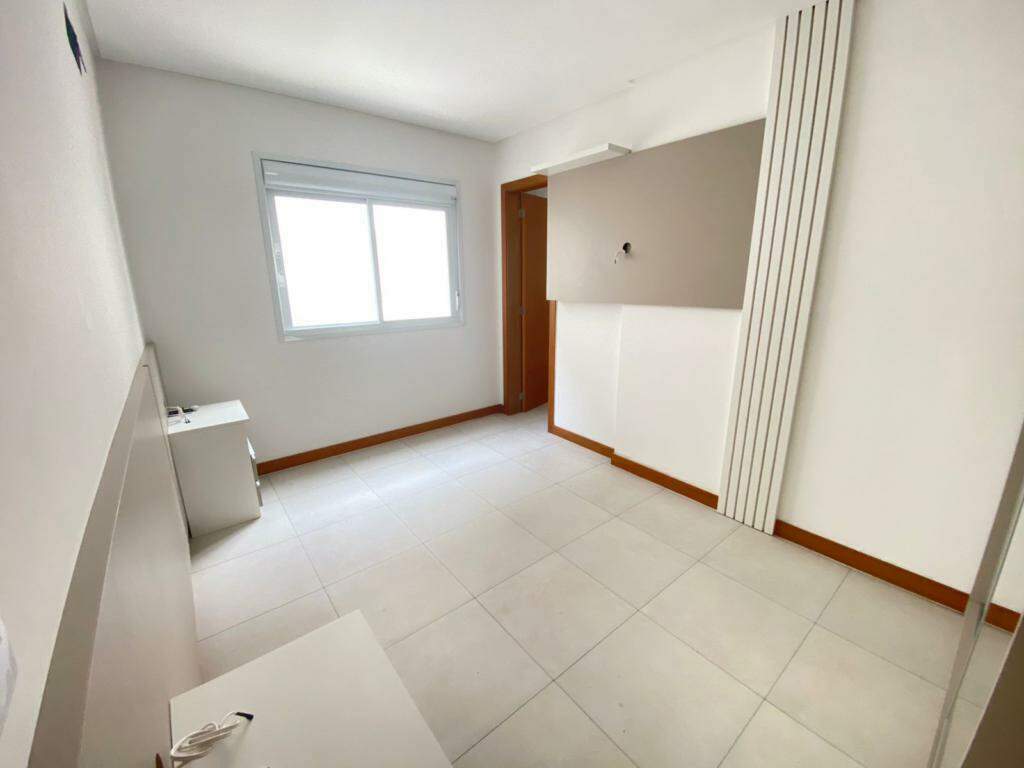 Apartamento à venda no Zona Nova: 