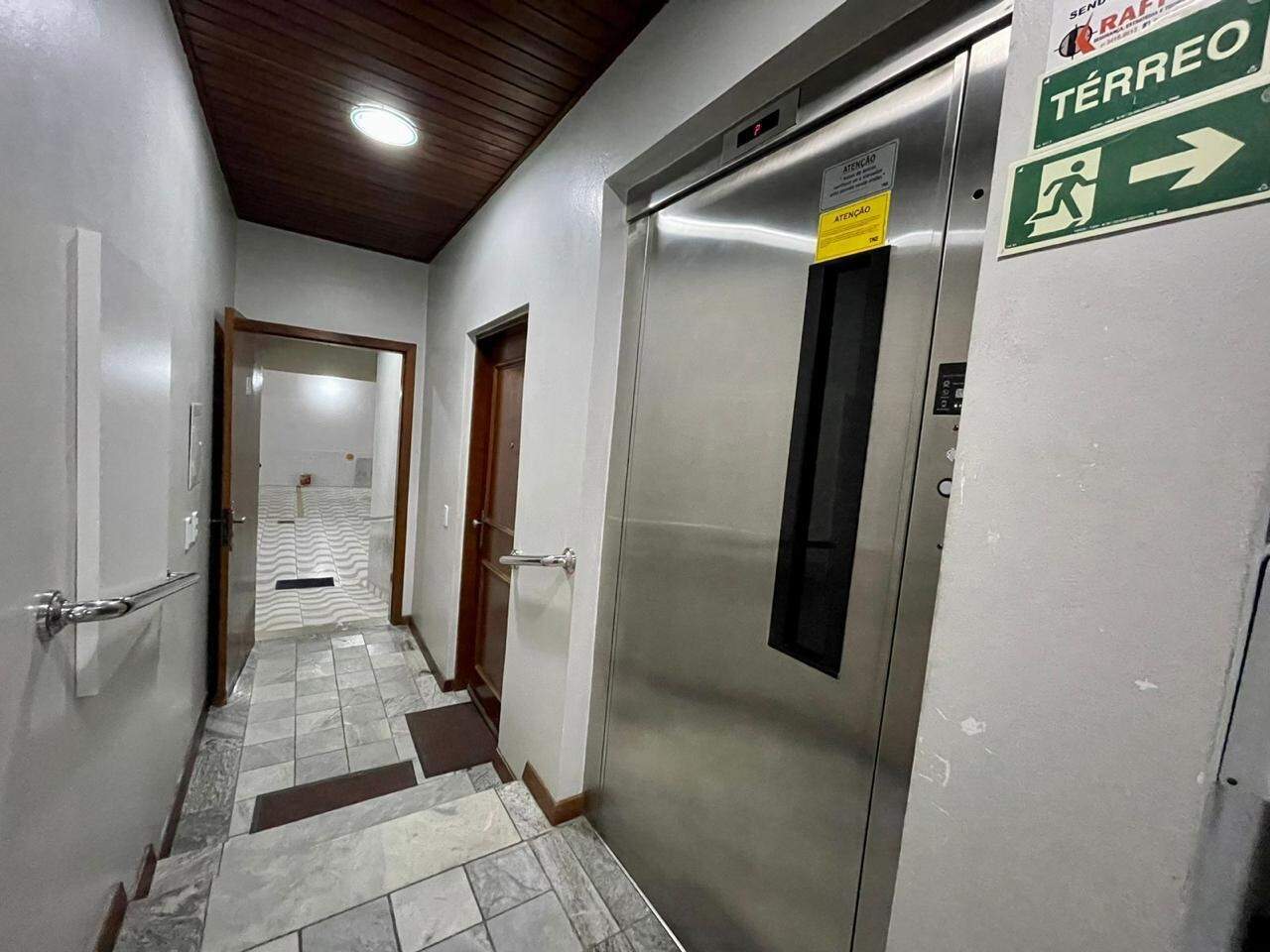 Apartamento à venda no Zona Nova: 