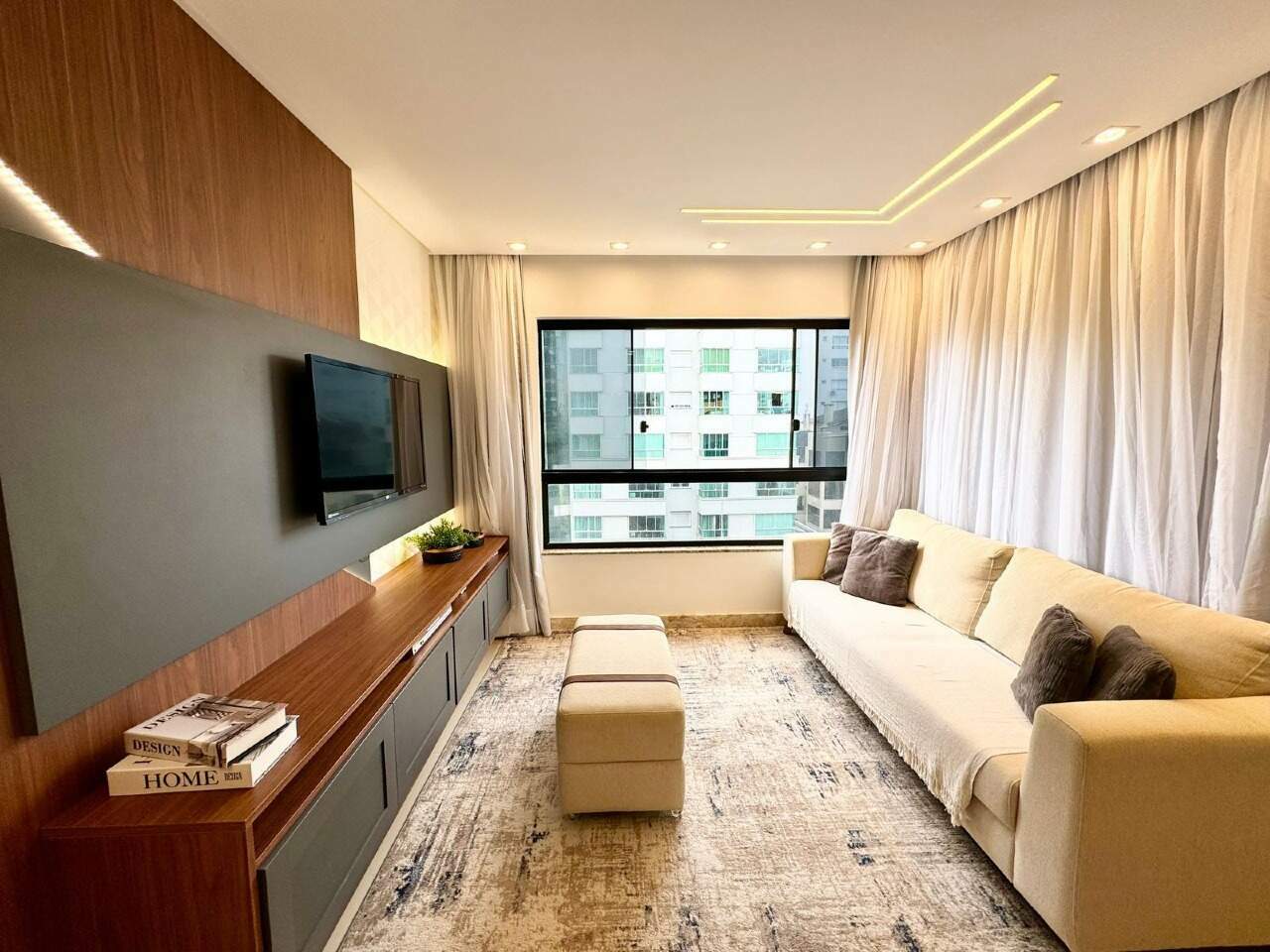 Apartamento à venda no Zona Nova: 