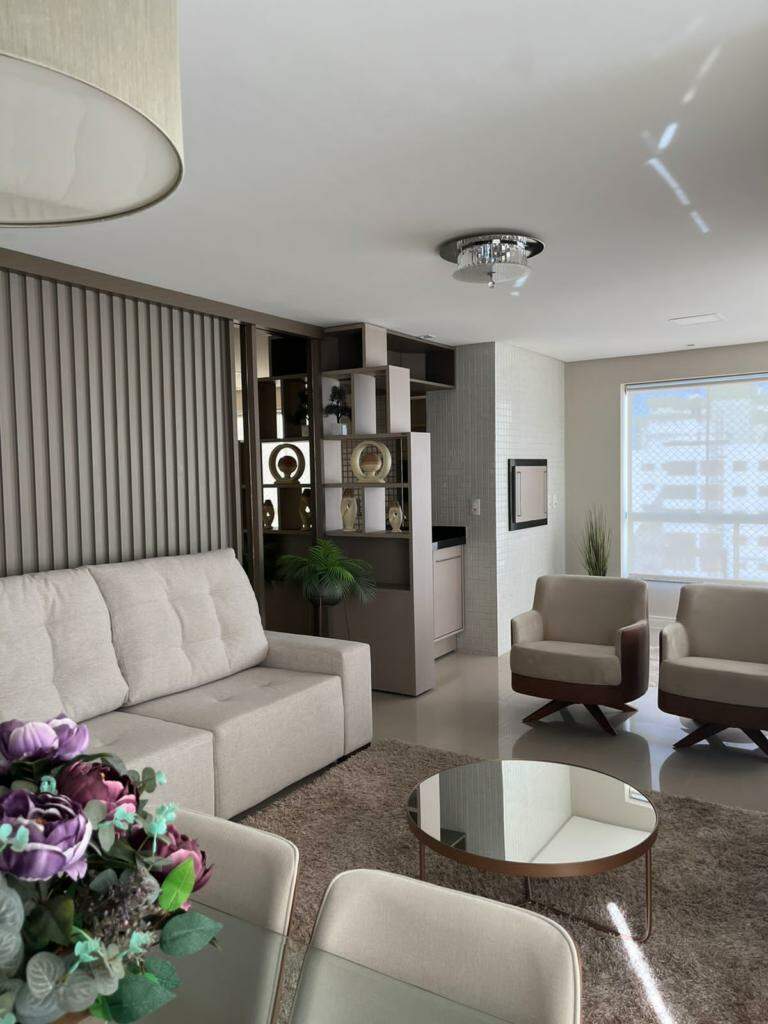 Apartamento à venda no Zona Nova: 