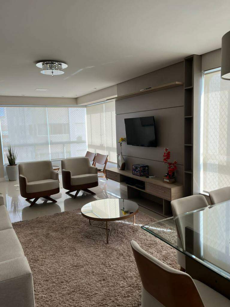 Apartamento à venda no Zona Nova: 