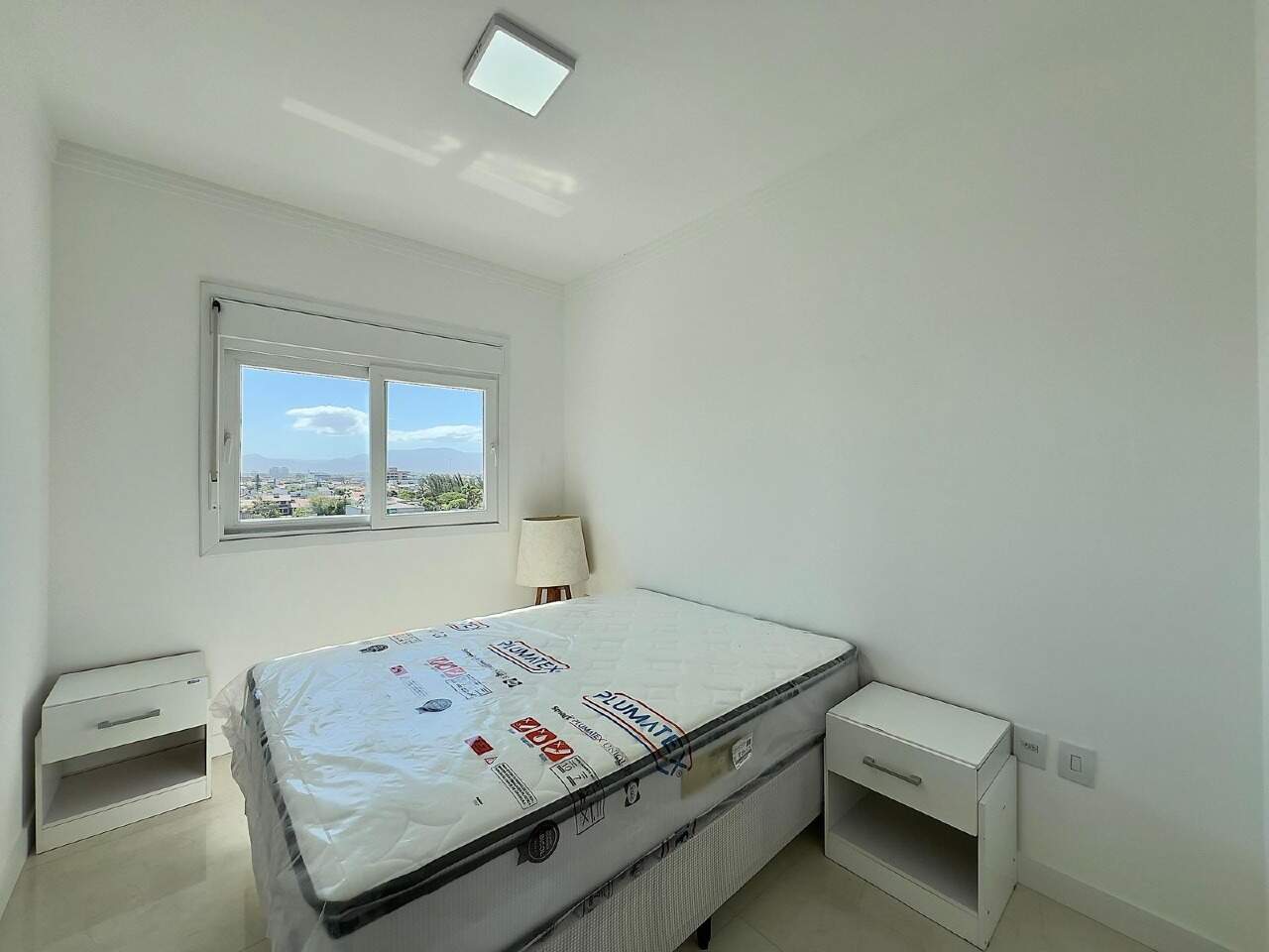 Apartamento à venda no Zona Nova: 