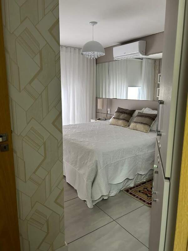 Apartamento à venda no Zona Nova: 