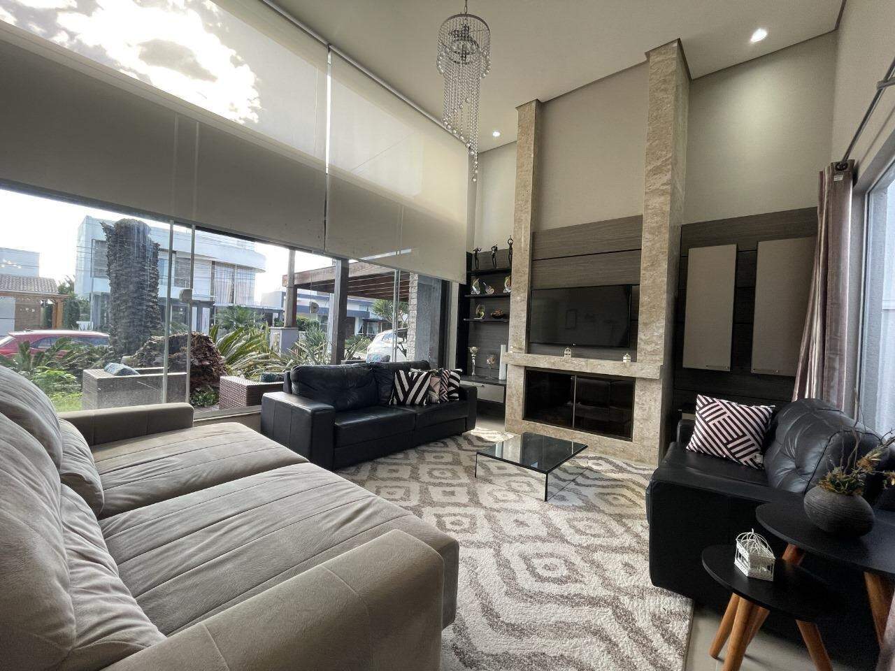 Casa em Condomínio à venda no Condado de Capão : 