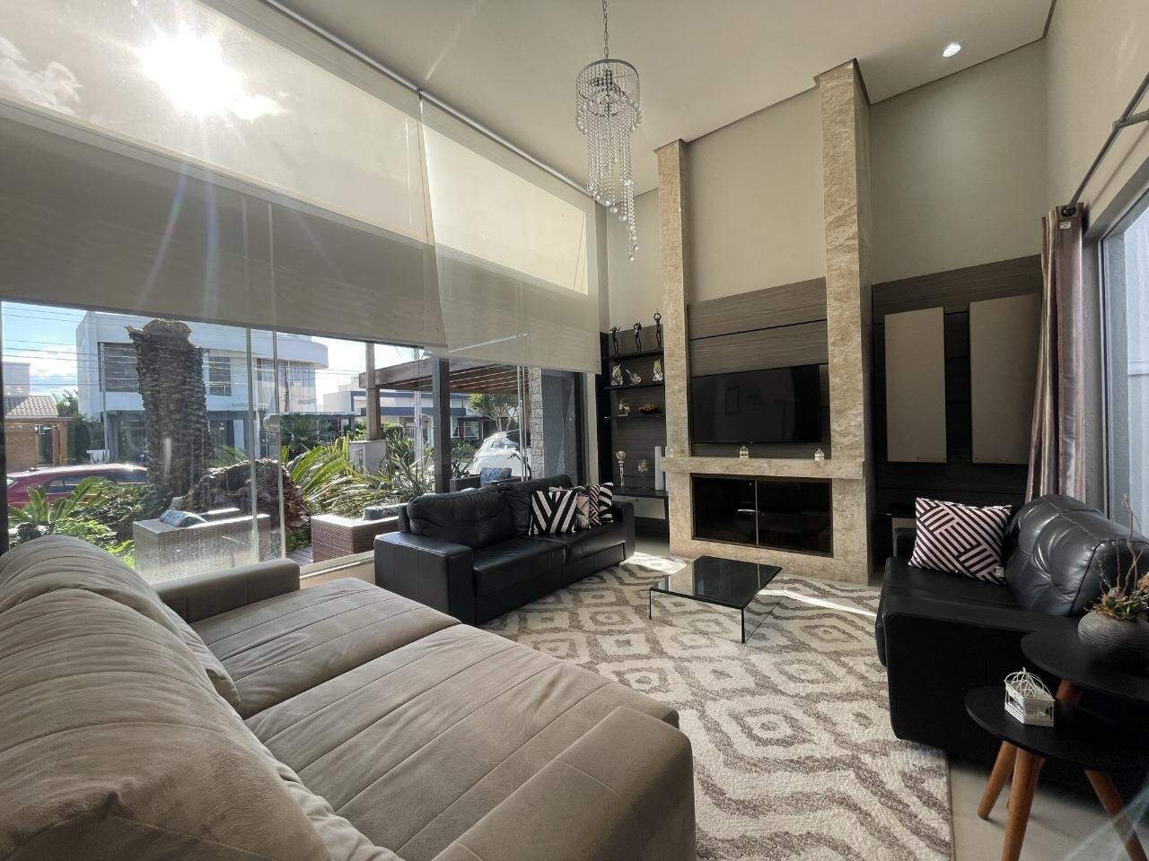 Casa em Condomínio à venda no Condado de Capão : 
