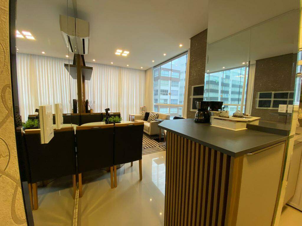 Apartamento à venda no Navegantes: 