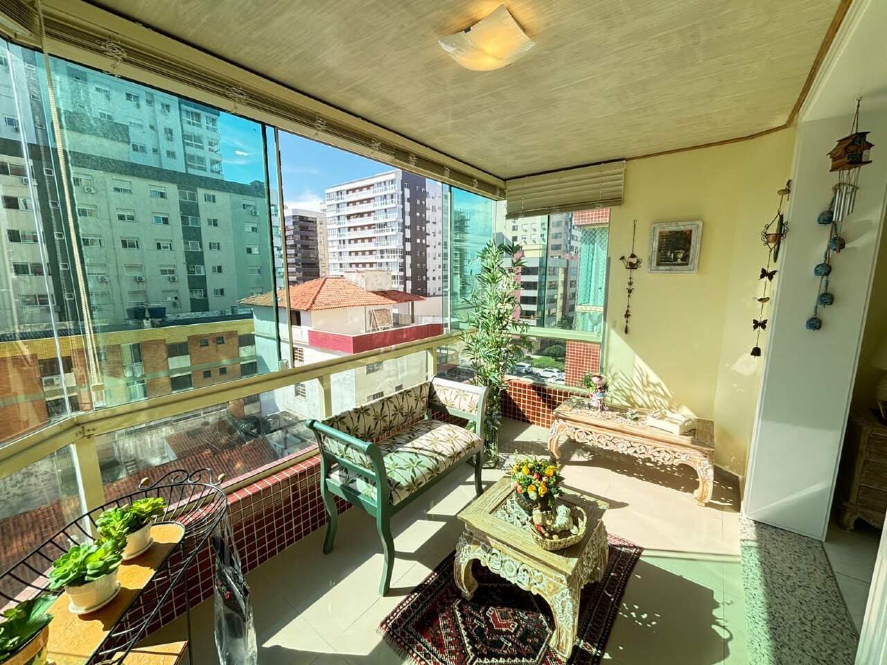 Apartamento à venda no Zona Nova: 