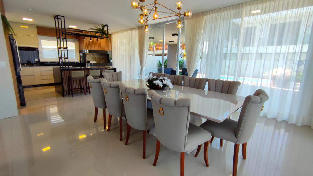 Casa em Condomínio à venda no Velas da Marina: 