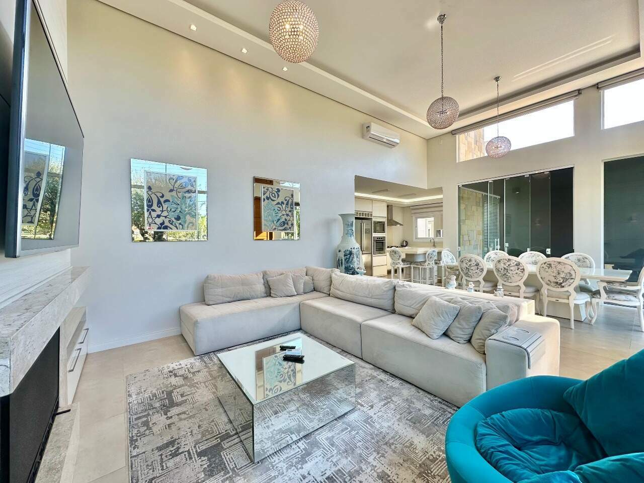 Casa em Condomínio à venda no Condado de Capão : 