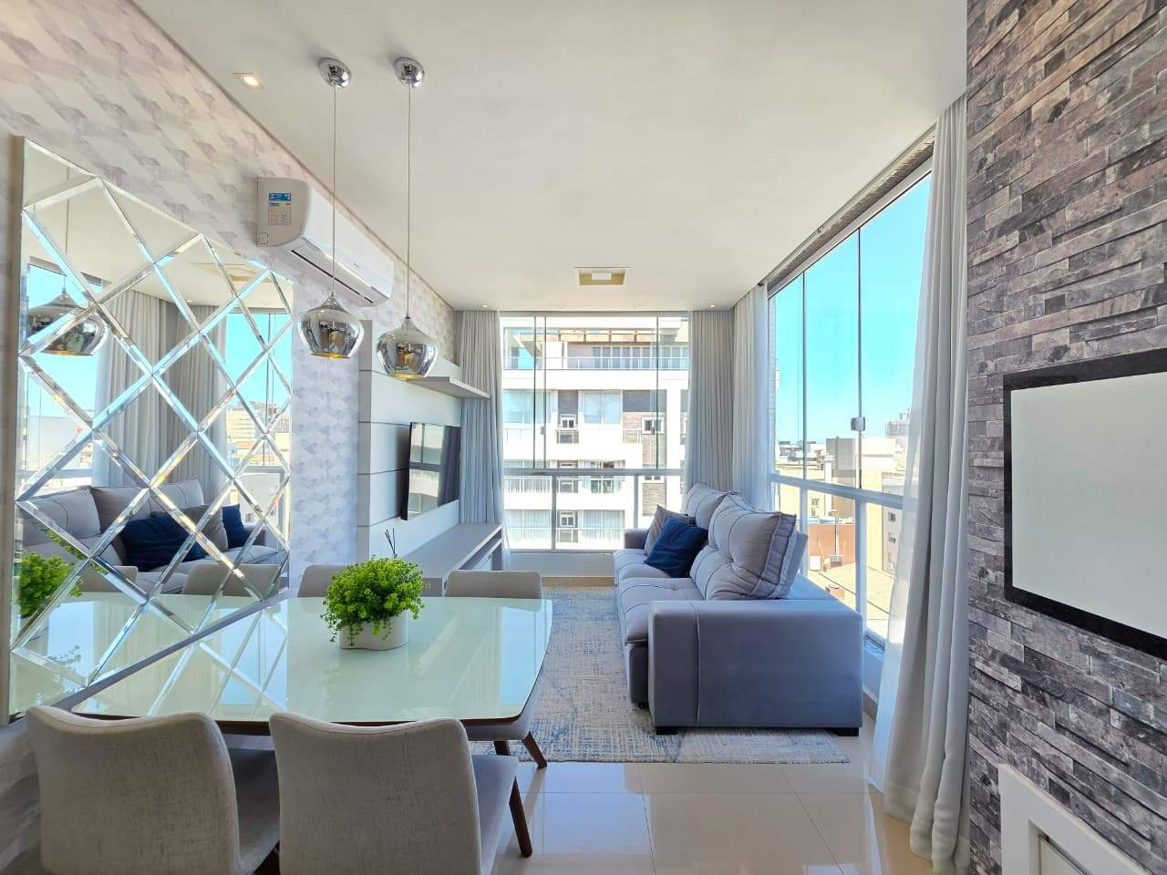 Apartamento à venda no Navegantes: 