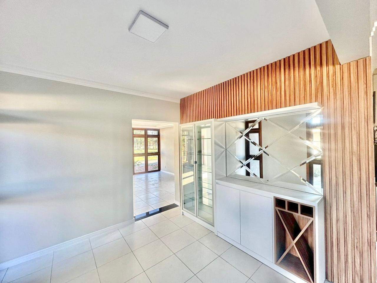 Casa à venda no Zona Nova: 