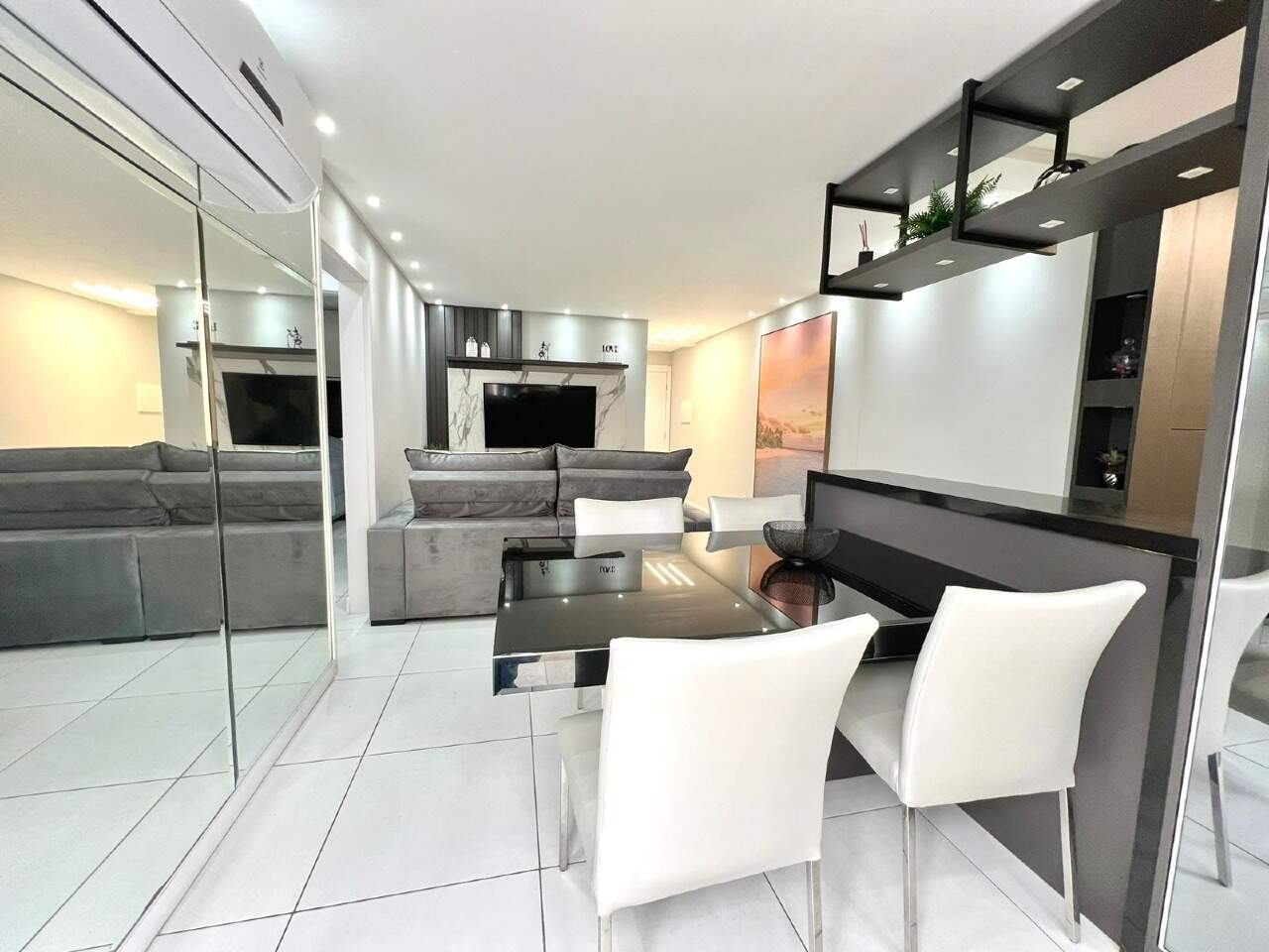 Apartamento à venda no Zona Nova: 