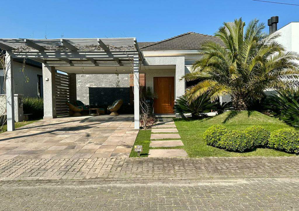 Casa em Condomínio à venda no Dubai Resort : 