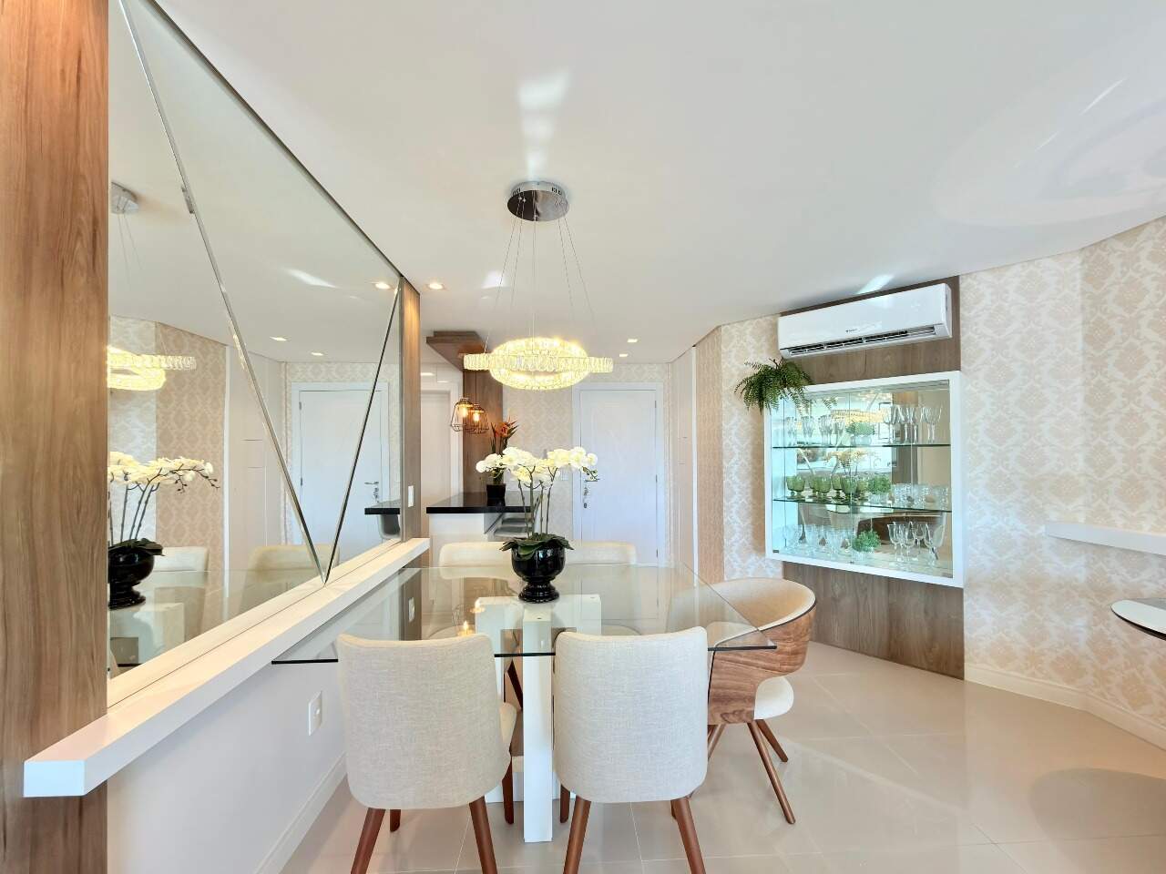 Apartamento à venda no Zona Nova: 
