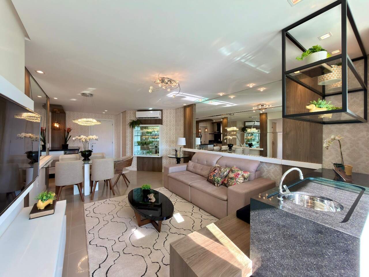 Apartamento à venda no Zona Nova: 