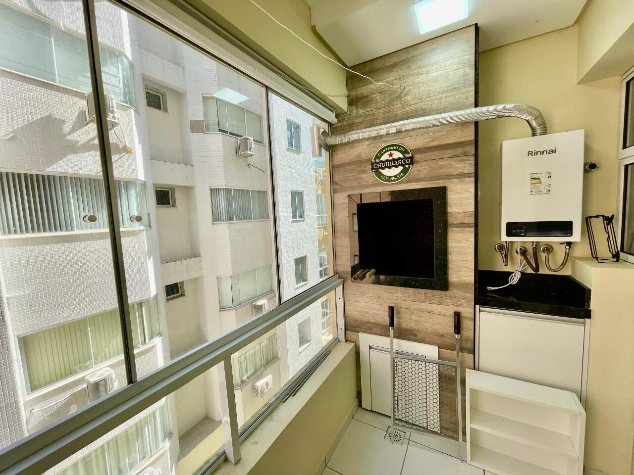 Apartamento à venda no Zona Nova: 