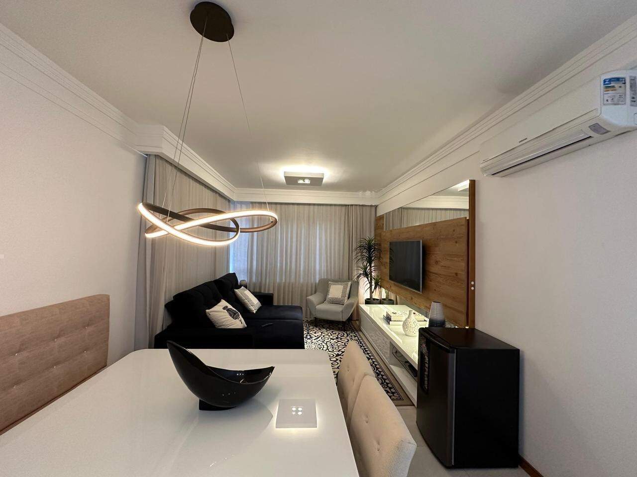 Apartamento à venda no Zona Nova: 