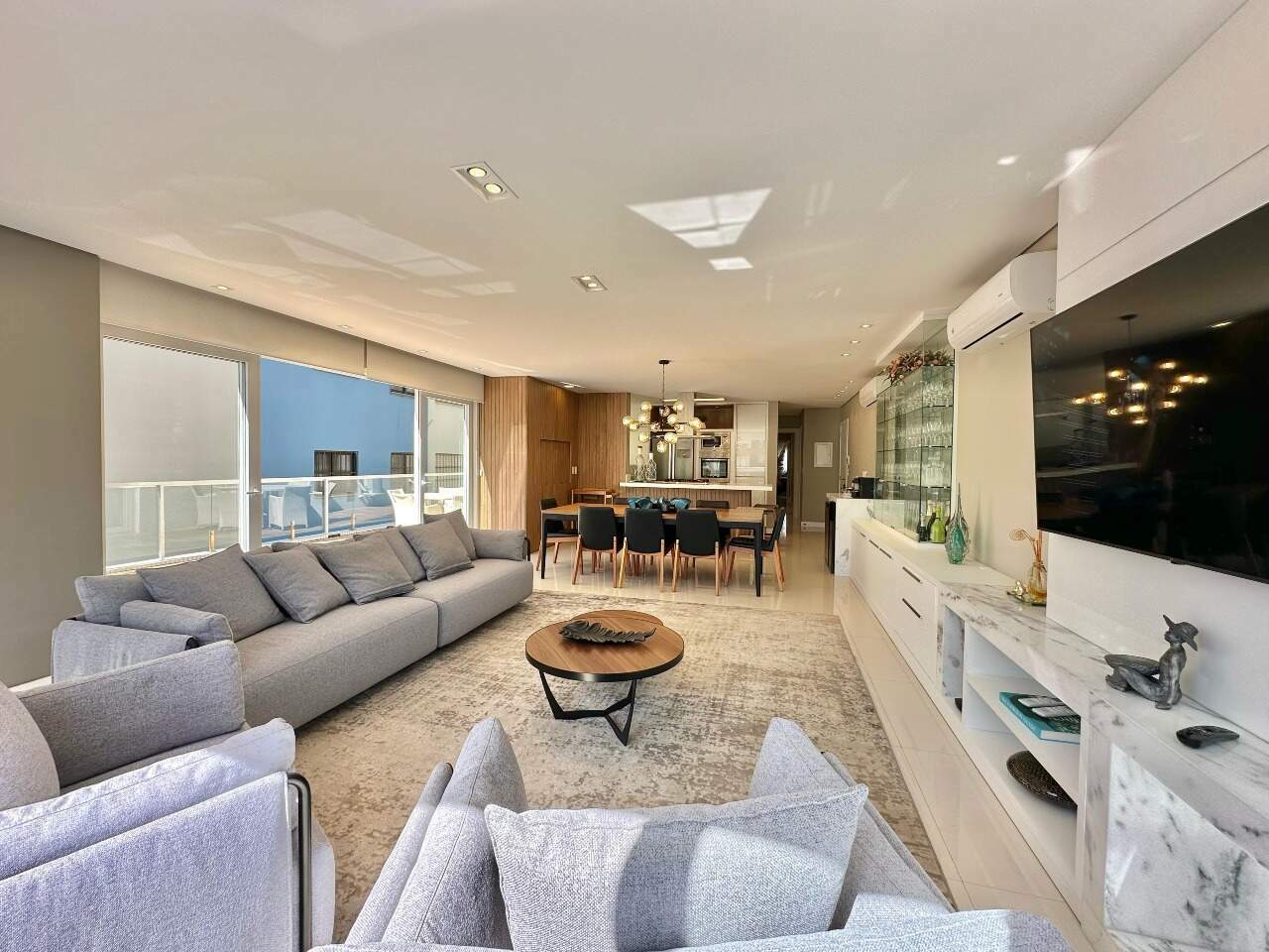 Apartamento à venda no Zona Nova: 