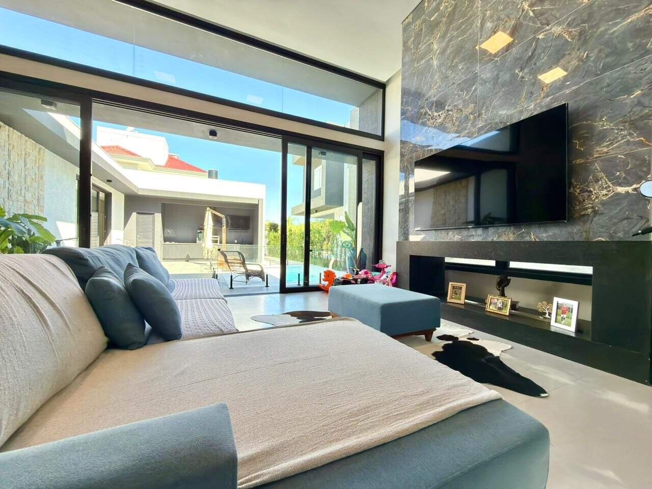 Casa em Condomínio à venda no Velas da Marina: 