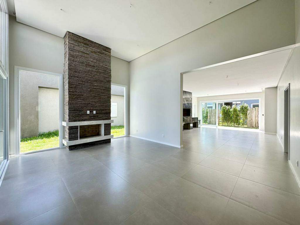 Casa em Condomínio à venda no Dubai Resort : 