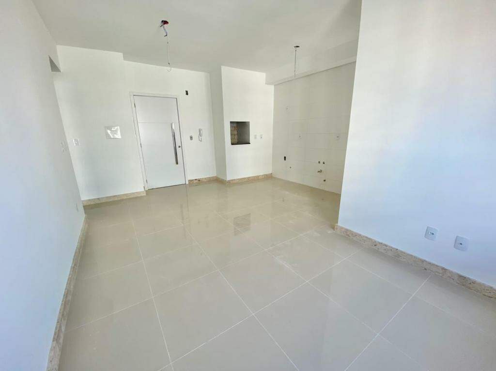 Apartamento à venda no Zona Nova: 