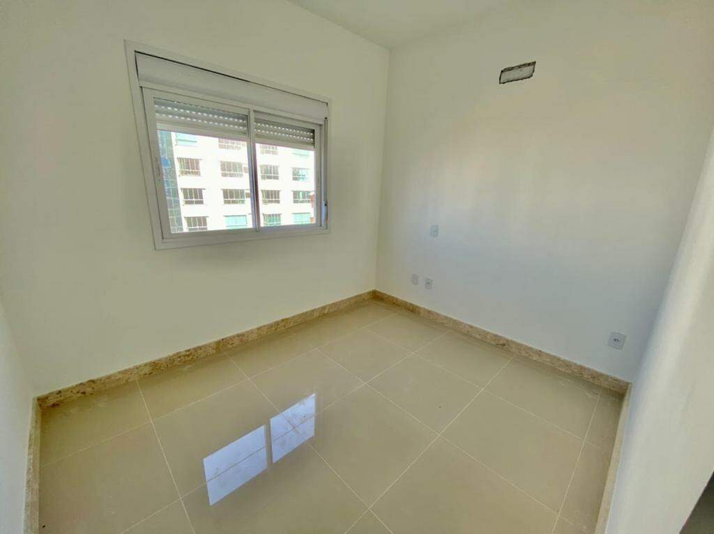 Apartamento à venda no Zona Nova: 