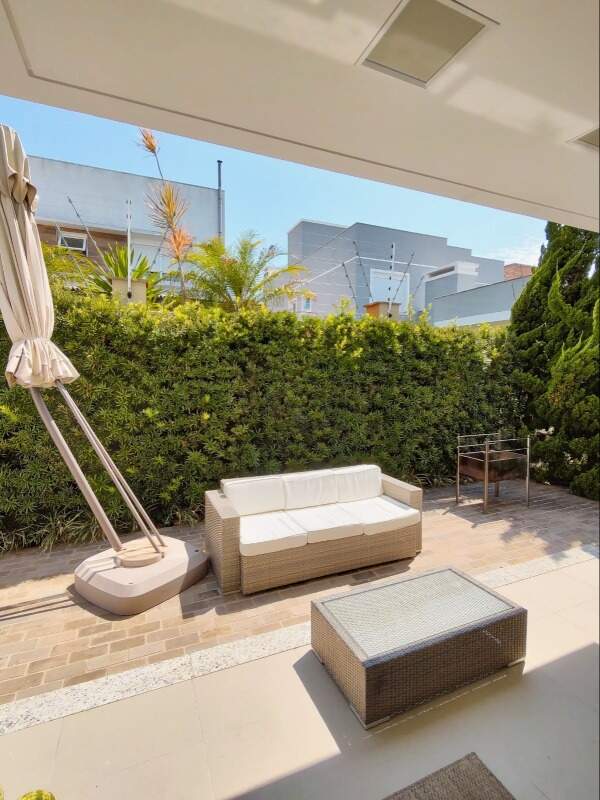 Casa em Condomínio à venda no Playa Vista: 