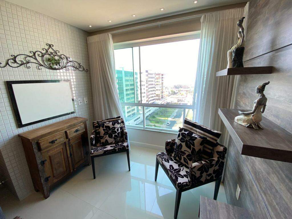 Apartamento à venda no Zona Nova: 