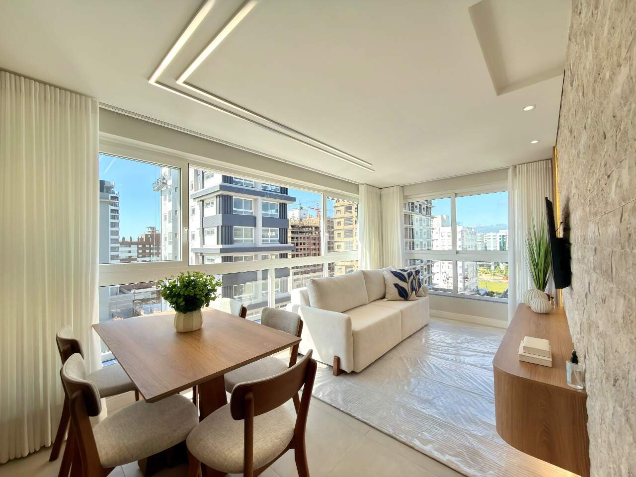 Apartamento à venda no Zona Nova: 