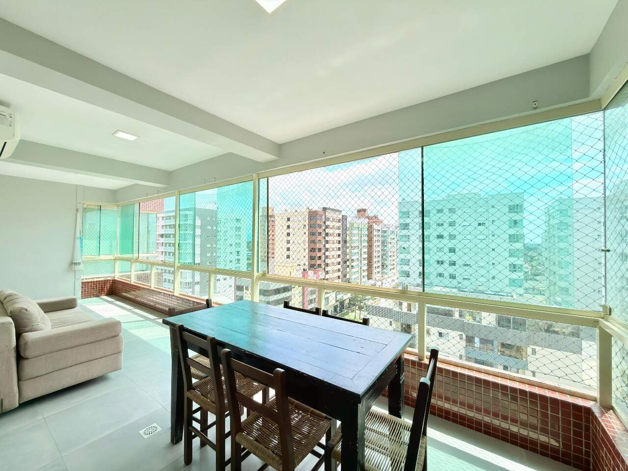 Apartamento à venda no Zona Nova: 