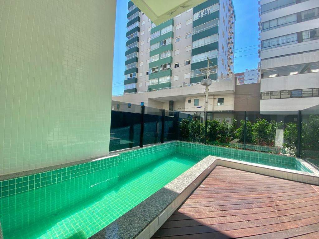 Apartamento à venda no Navegantes: 