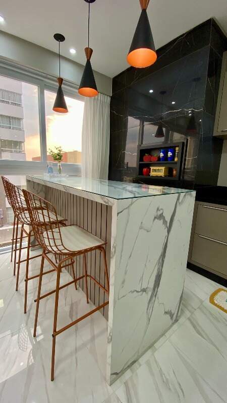 Apartamento à venda no Zona Nova: 