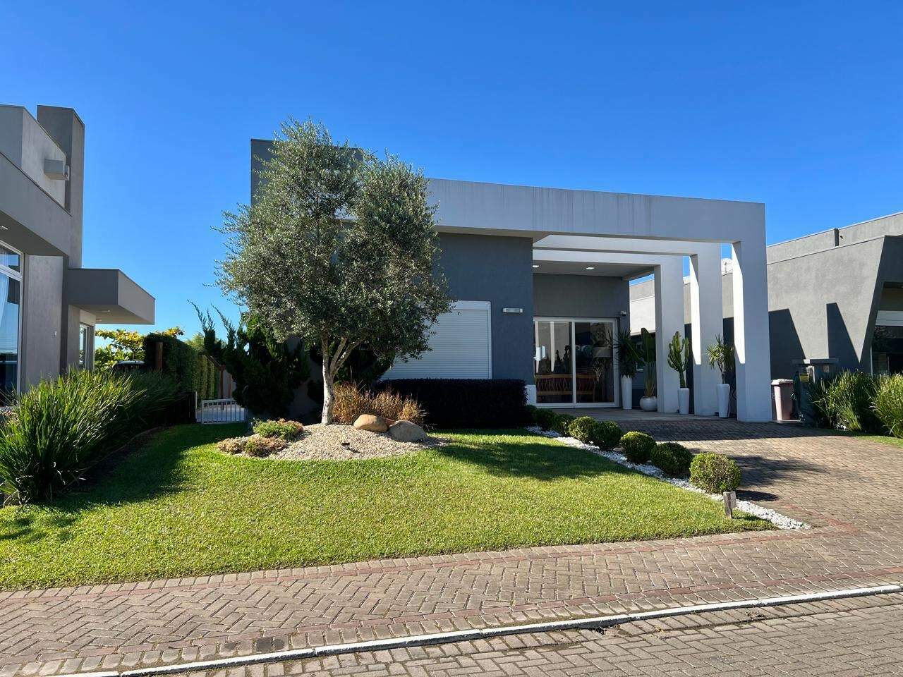Casa em Condomínio à venda no Dubai Resort : 