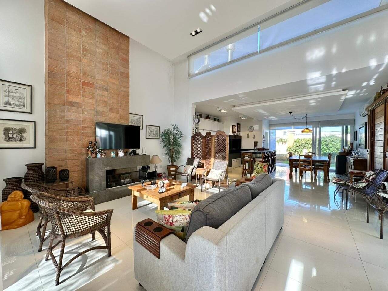 Casa em Condomínio à venda no Condado de Capão : 