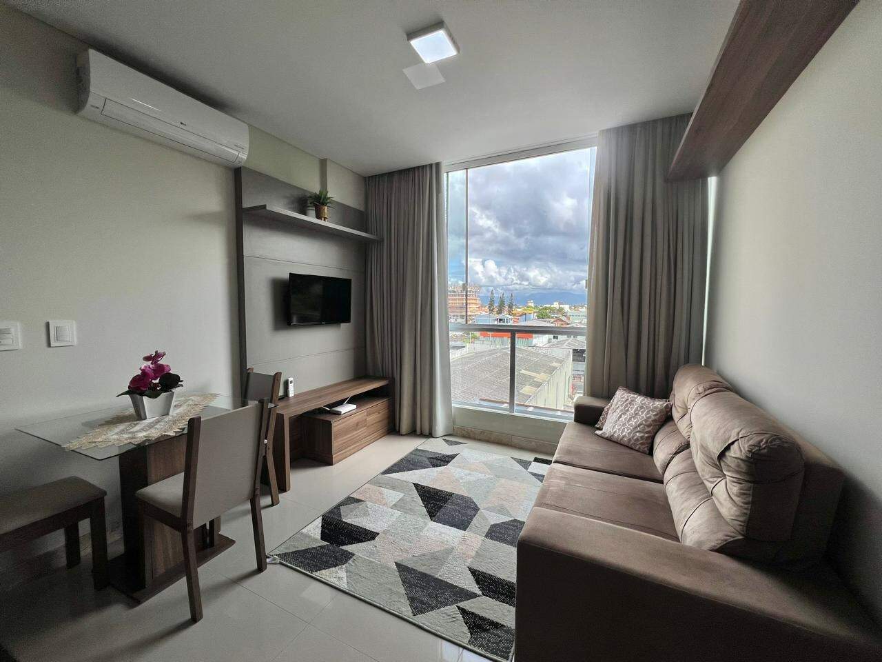 Apartamento à venda no Navegantes: 
