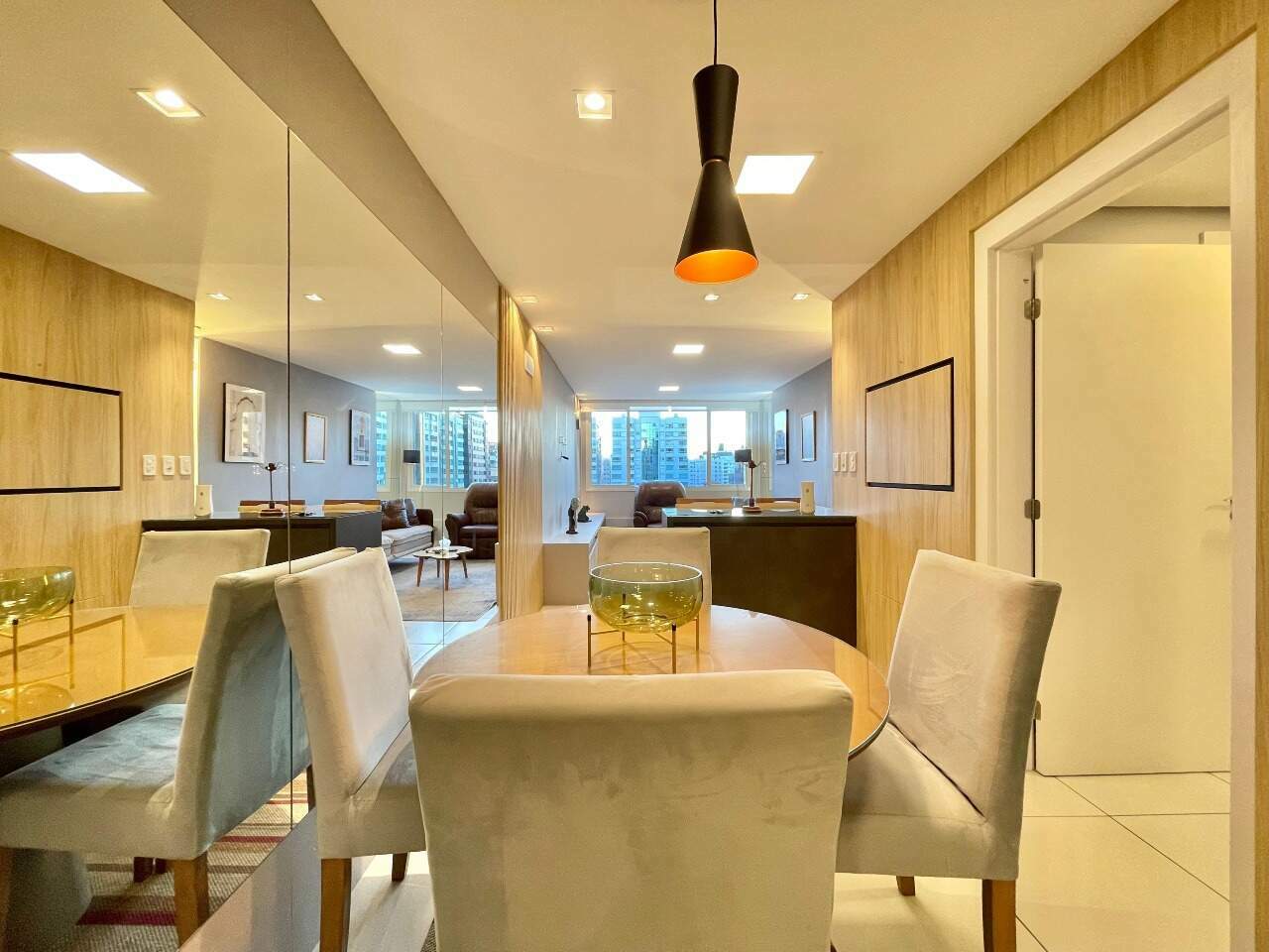 Apartamento à venda no Zona Nova: 