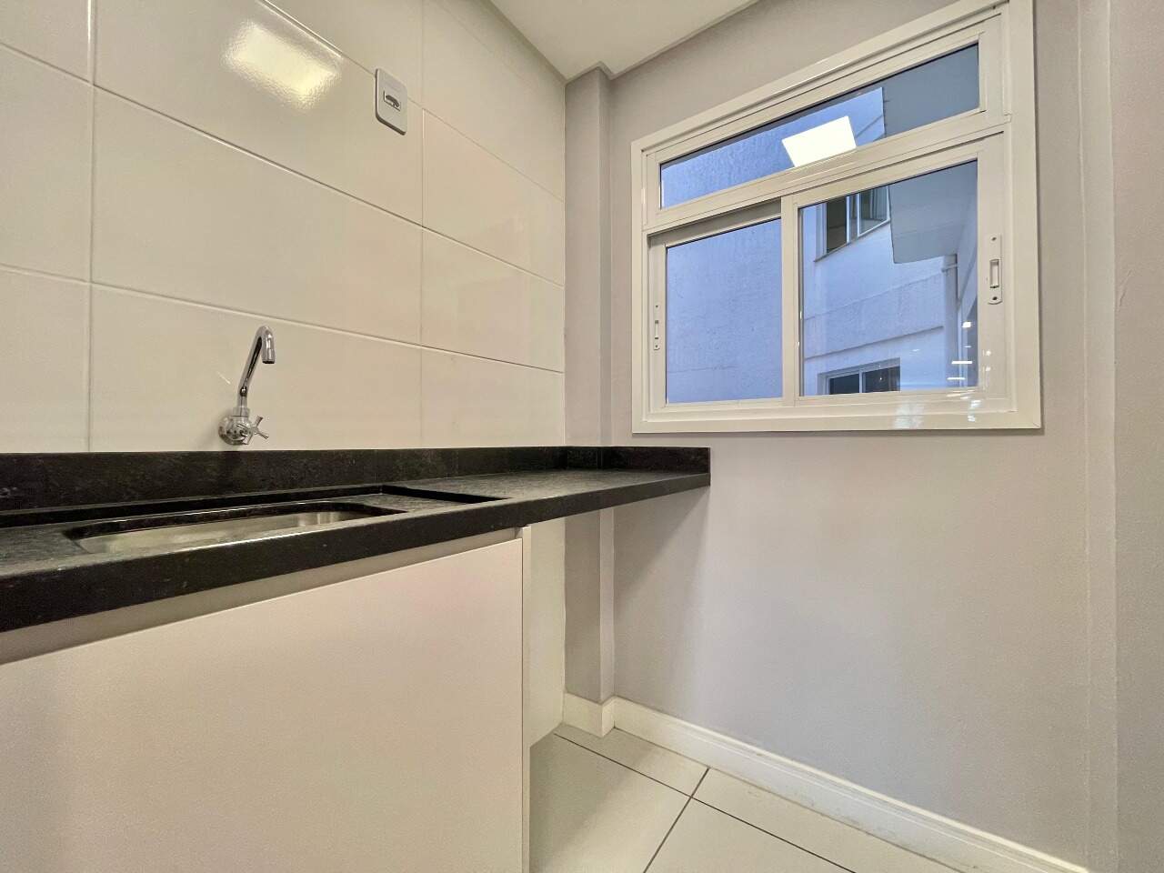 Apartamento à venda no Zona Nova: 