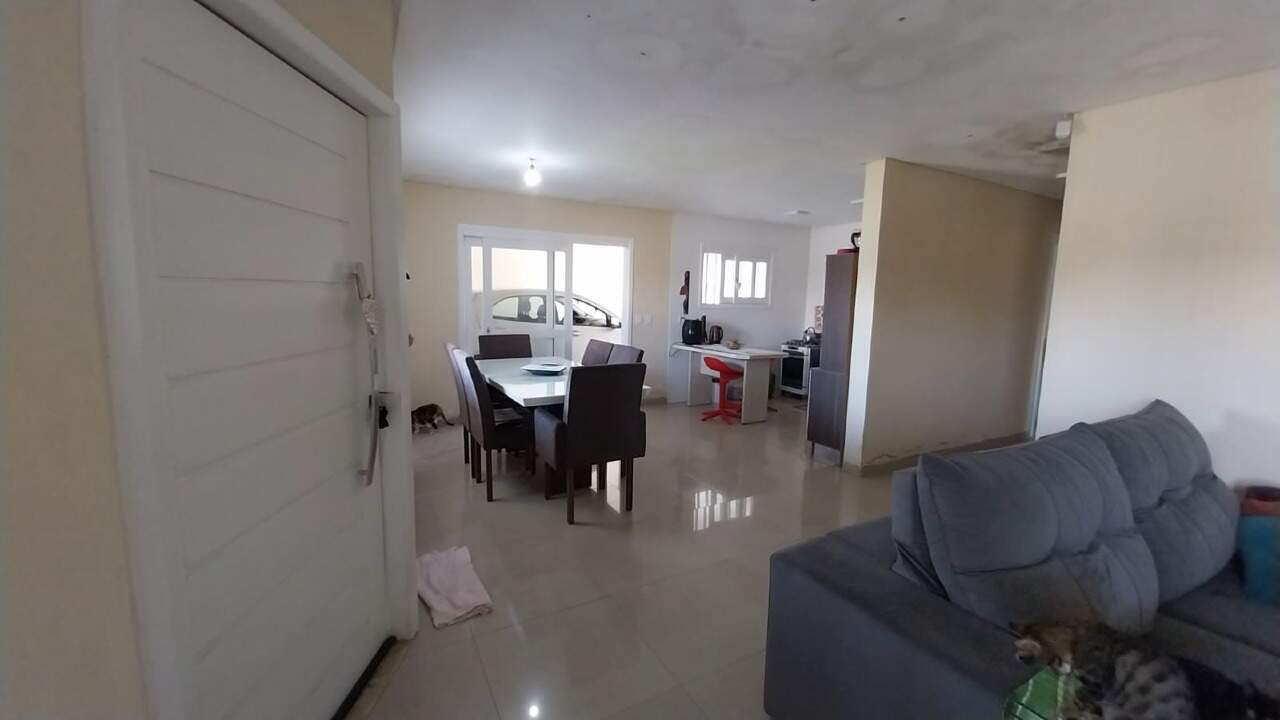 Casa à venda no Guarani: 