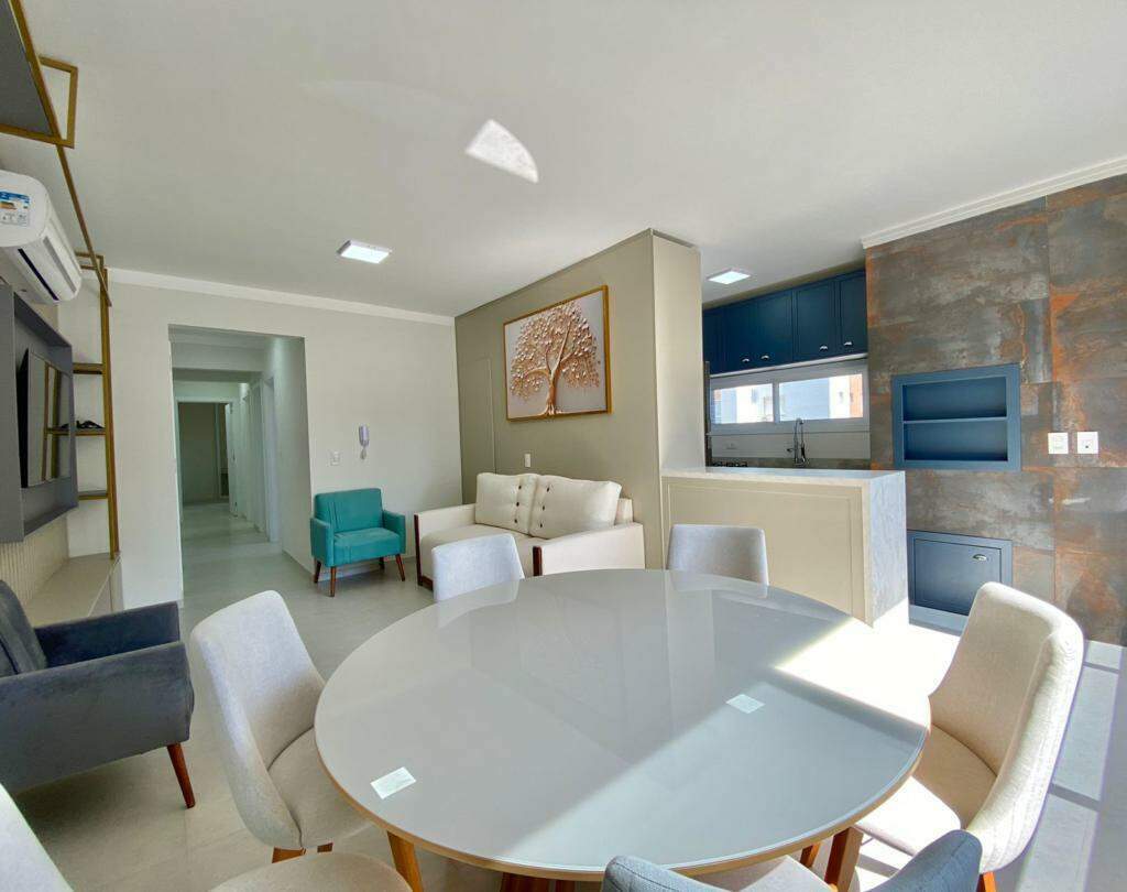 Apartamento à venda no Navegantes: 