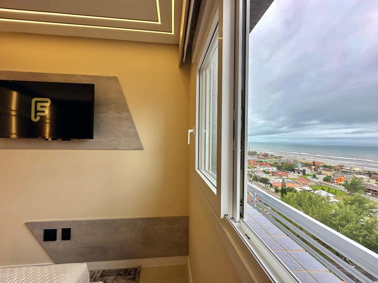 Apartamento à venda no Zona Nova: 