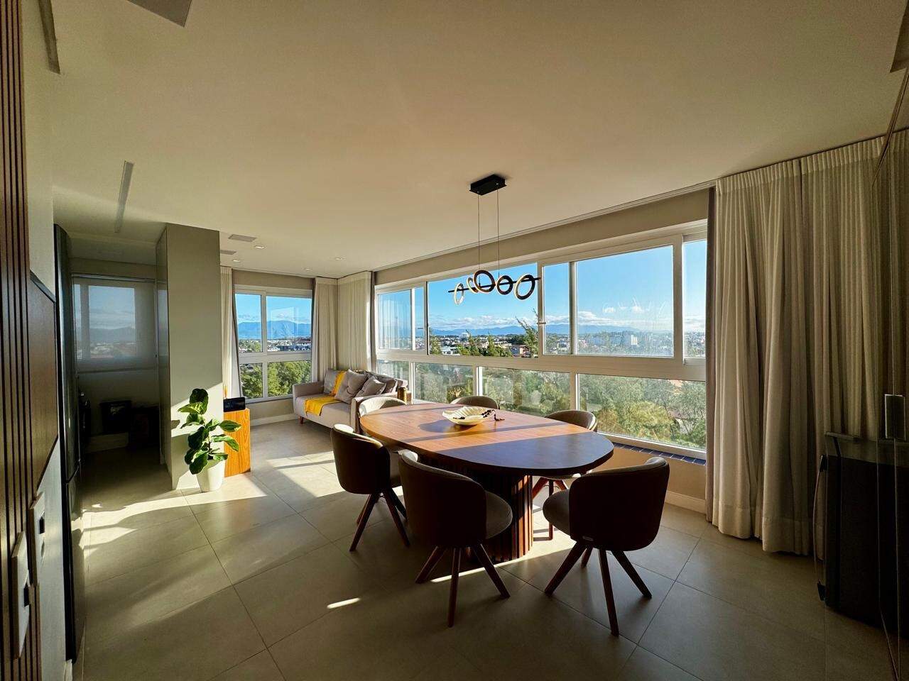 Apartamento à venda no Zona Nova: 