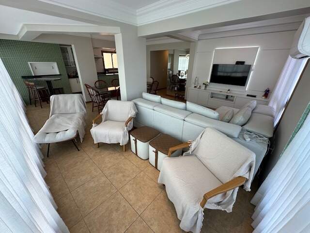 Apartamento à venda no Zona Nova: 