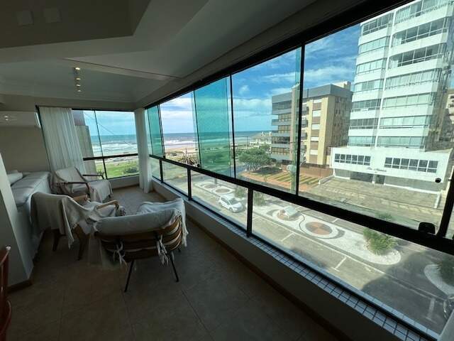 Apartamento à venda no Zona Nova: 